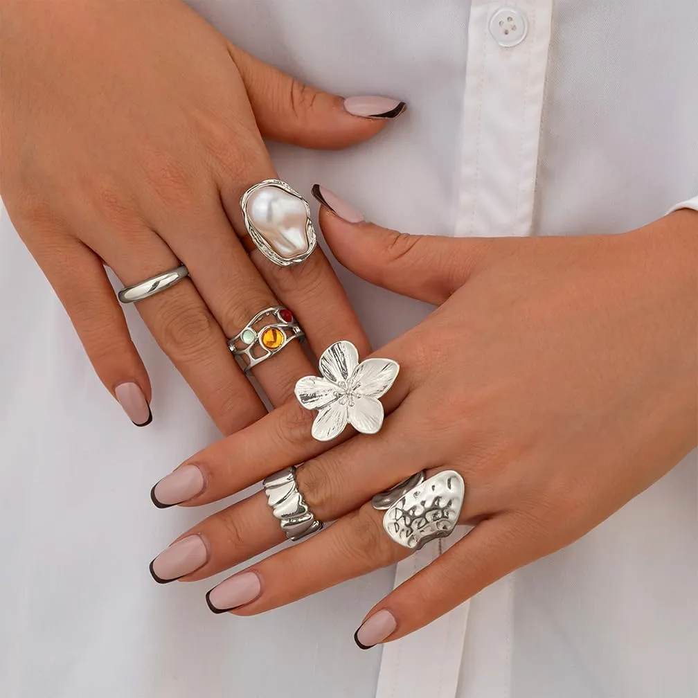 6Pcs Chunky Gold Geometric Flowers Stackable Rings Set for Women Exaggerated Baroque Pearl Stack Statement Ring Trendy Floral Costume Jewelry Gifts