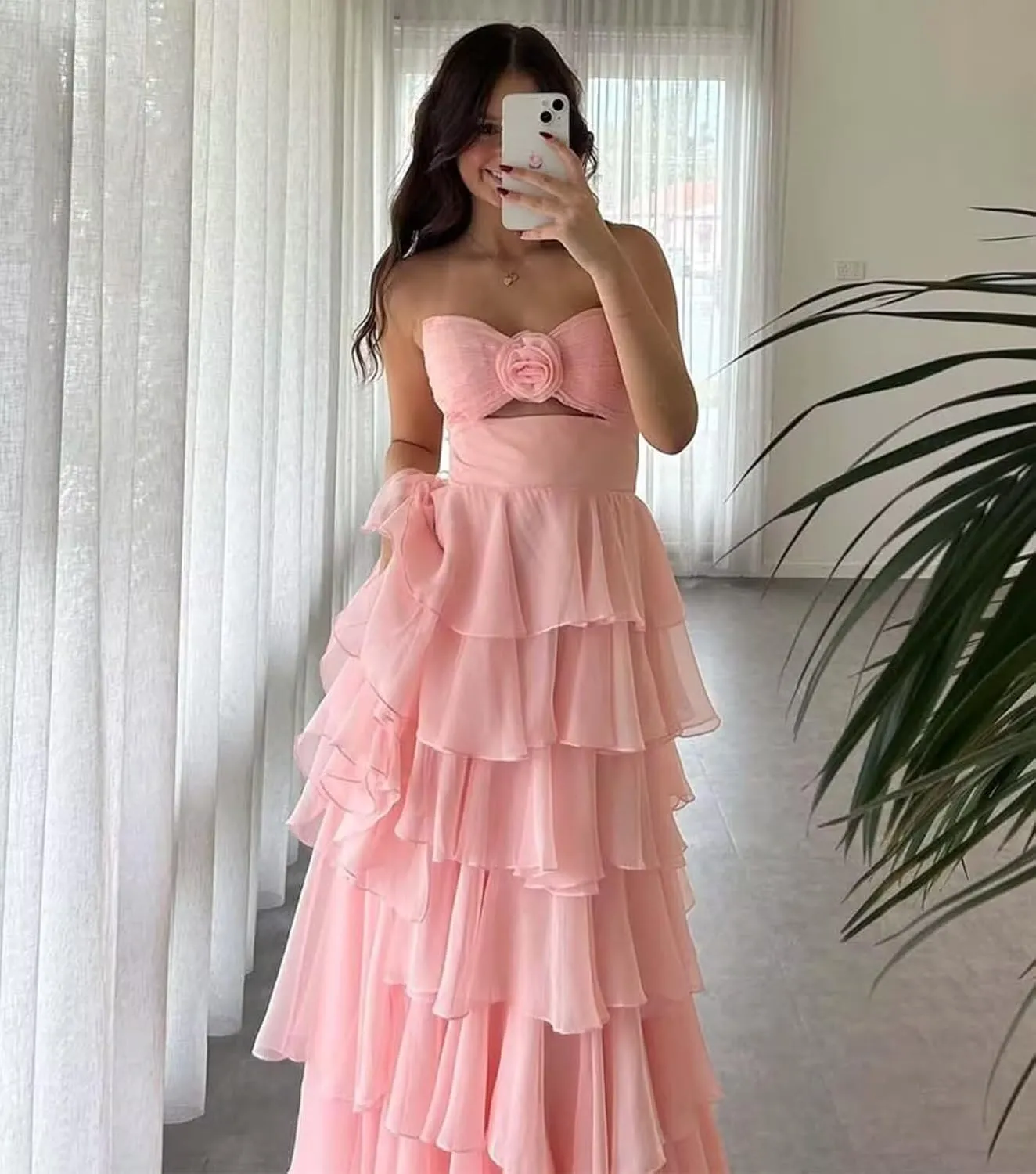 A-line Tiered Chiffon Ruffles Formal Evening Dress for Women, Long Party Strapless Prom Dress with Slit