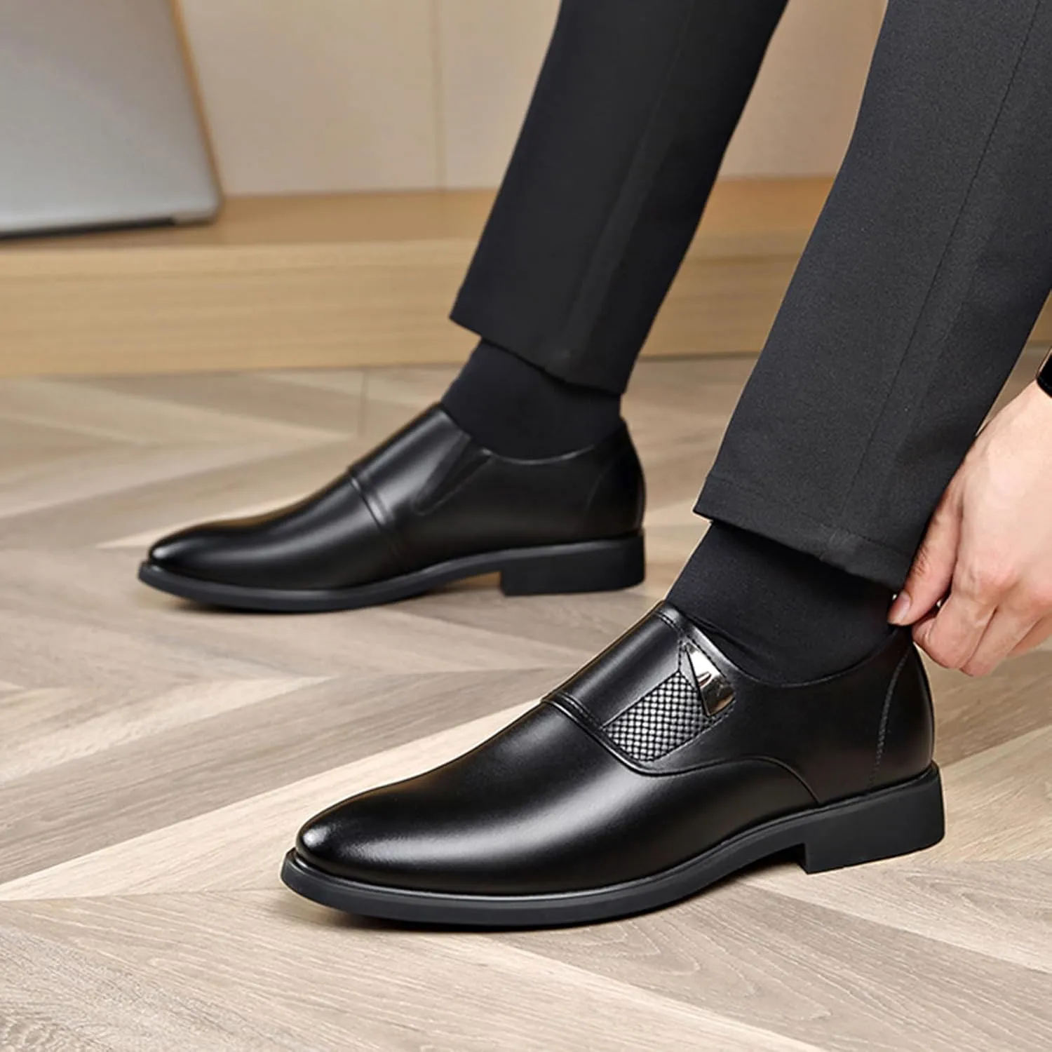 ADMLZQQ Men's Casual Slip-On Loafers Shoes Pointed Toe Wedding Dress Shoes Luxury Bussiness Office Shoes