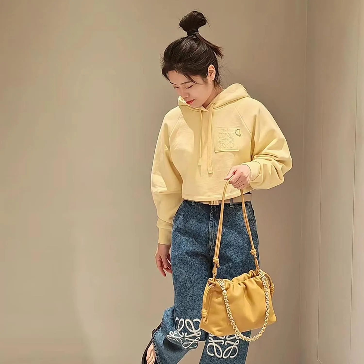 Drawstring Hobo Purse for Women,pleated Vegan Leather crossbody bag, Soft Cloud shoulder bag with chain,handbag