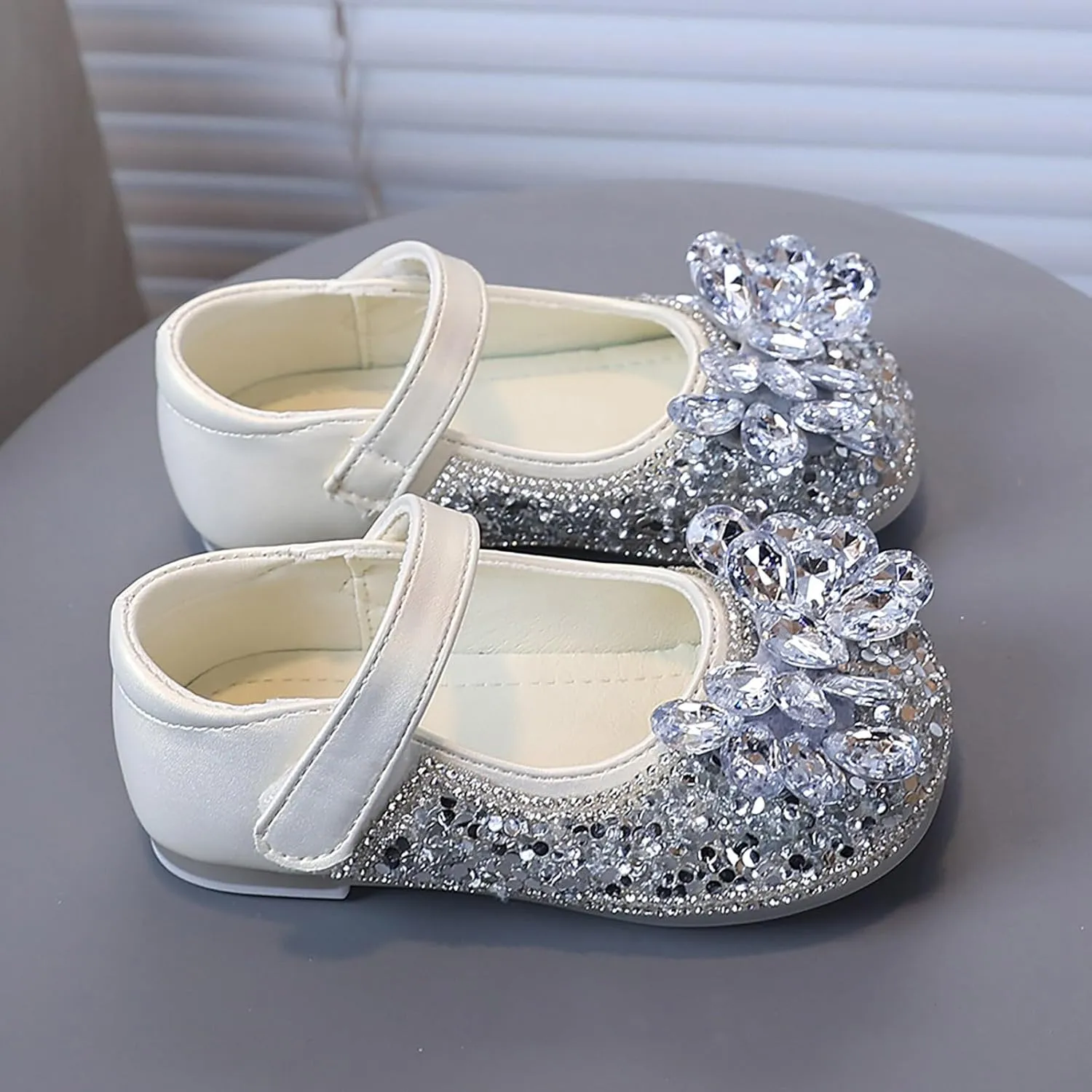 Mary Jane Flat for Girl Children's Shoes Leather Shoes Soft Sole Girls Crystal Sparkling Diamond Girls Single