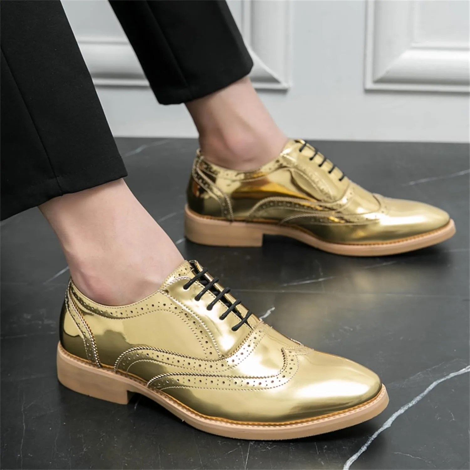 Mens Brogue Patent Leather Lace Up Formal Oxford Classic Wing Tips Tuxedo Modern Business Dress Wedding Derby Shoes