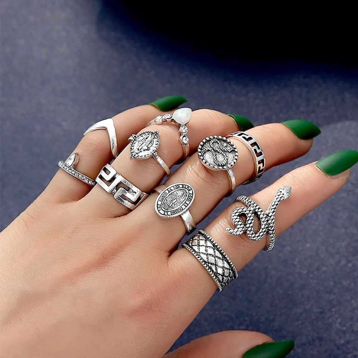 Vintage Gold Knuckle Stacking Rings Set for Women Men Boho Joint Finger Stackable Nail Ring Delicate Carved Oval Snake Ring Jewelry Gift